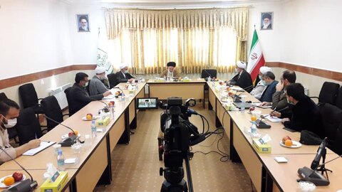 آیت الله حسینی بوشهری در دیدار رئیس و معاونین دانشگاه قم