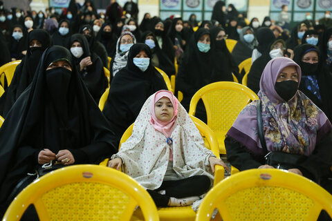 تصاویر / مراسم تکریم مادران و همسران شهدا با حضور امام جمعه قزوین