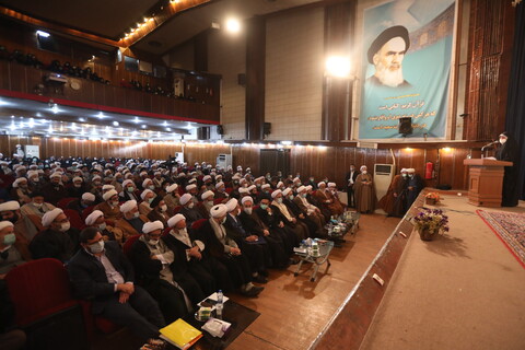 تصاویر/ نشست طلاب و روحانیون استان مازندران با حضور آیت الله اعرافی