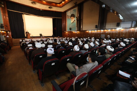 تصاویر/ نشست طلاب و روحانیون استان مازندران با حضور آیت الله اعرافی