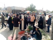 حضور صمیمی نماینده ولی فقیه خوزستان در جمع اهالی و کسبه بازارچه صدف اهواز + تصویر