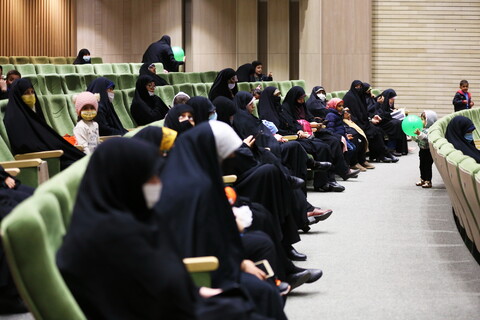 تصاویر/ تجلیل از خانواده های طلاب بمناسبت روز زن در موسسه امام صادق(ع)
