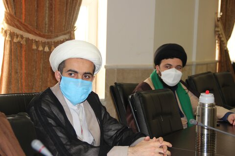 تصاویر / نشست هم اندیشی مبلغین مدارس امین با مدیر حوزه علمیه قزوین