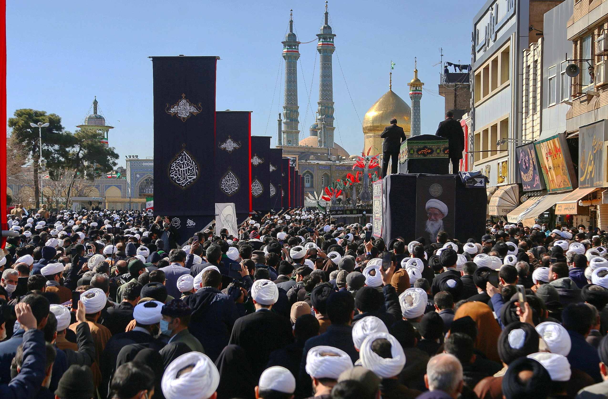 تصاویر/ تشییع باشکوه پیکر مرحوم آیت الله العظمی صافی گلپایگانی در قم-۱