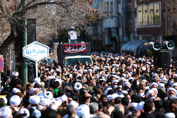 تصاویر/ تشییع باشکوه پیکر مرحوم آیت الله العظمی صافی گلپایگانی در قم-۳