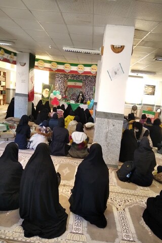 تصاویر/ مراسم گرامیداشت آیت الله صافی گلپایگانی در مدرسه علمیه خواهران الزهراء شاهیندژ با حضور دانش آموزان