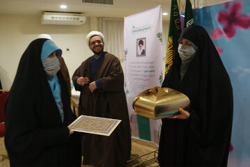 تصاویر/ تجلیل از بانوان شریکه‌الإمام خوزستان