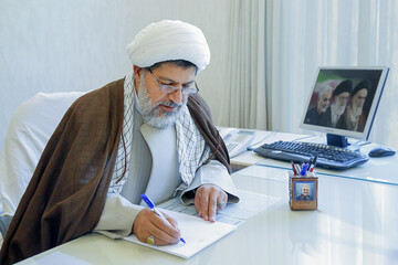 قلم، مقدس ترین ابزار و برنده ترین سلاح