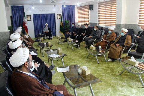 نشست کمیته روحانیت بنیاد حفظ آثار و نشر ارزش های دفاع مقدس خراسان شمالی