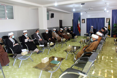 نشست کمیته روحانیت بنیاد حفظ آثار و نشر ارزش های دفاع مقدس خراسان شمالی