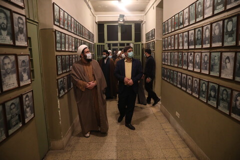 تصاویر/ تجدید بیعت مدیران حوزوی با آرمان‌های حضرت امام(ره) و بازدید از موزه عبرت
