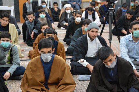 تصاویر/ سلسله نشست های جهاد تبیین در مدرسه علمیه امام خامنه ای ارومیه