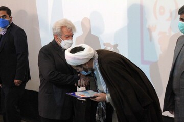 تقدیر ویژه امام جمعه کبودراهنگ از فرمانده پیشکسوت ارتش