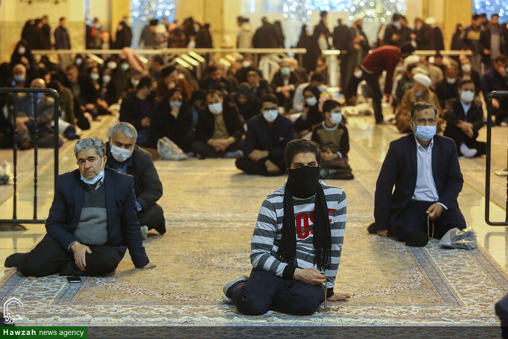 جشن دهه فجر در حرم حضرت معصومه