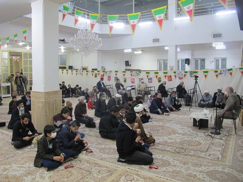 تصاویر/ سلسله نشستهای جهاد تبیین ویژه ایام دهه فجر در مسجد امام سجاد(ع) پردیسان