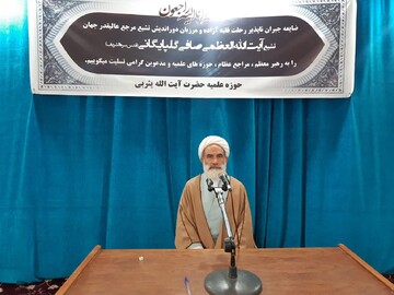 با پیروزی انقلاب عزت و کرامت از دست رفته ملت ایران بازگشت