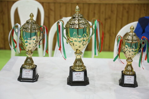 تصاویر/ مراسم اهدای جوایز برترین های والیبال  ششمین جشنواره فرهنگی ورزشی طلاب حوزه علمیه قم