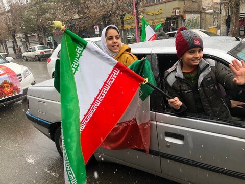 تصاویر/ حضور پرشور مردم شهرستان سلماس در راهپیمایی خودرویی و موتوری 22 بهمن