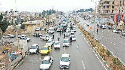 فیلم| راهپیمایی خودرویی مردم آبیک در بوم الله  ۲۲ بهمن