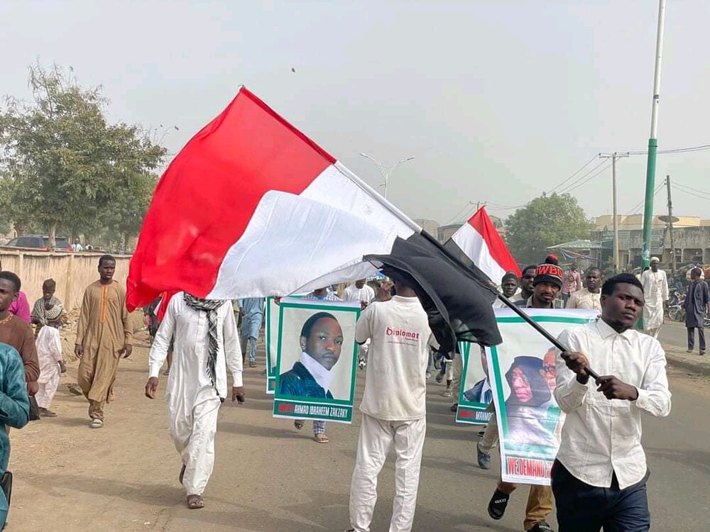 راهپیمایی مردم نیجریه در حمایت از مظلومان یمن + عکس