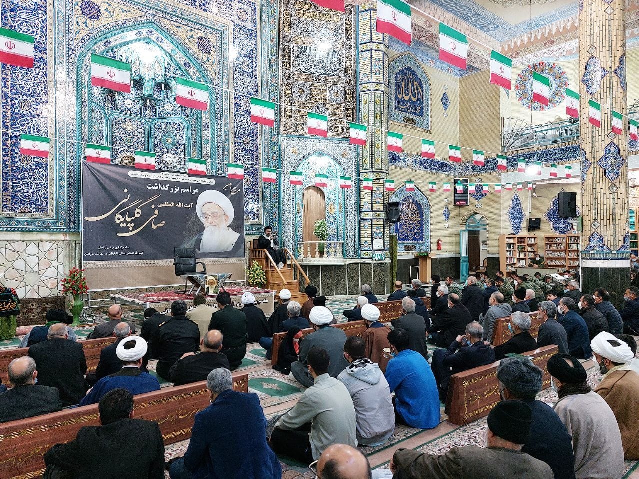 تصاویر/ مراسم بزرگداشت مرحوم آیت‌الله العظمی صافی گلپایگانی در مصلای شهر ورامین