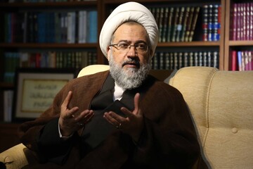 دعوت آیت‌الله علیدوست از حجت الاسلام والمسلمین عابدینی برای طرح نظرات در کرسی‌های نظریه‌پردازی + فیلم