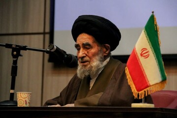 اولین نشست سالانه روحانیون و ائمه جماعات مجموعه های تابعه شهرداری ارومیه برگزار شد