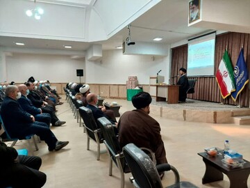 الگوهای غربی، شأن و منزلت زنان را دستخوش ویرانی کرده است