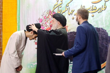 فیلم | عمامه‌گذاری طلاب مدرسه علمیه جهانگیرخان قم