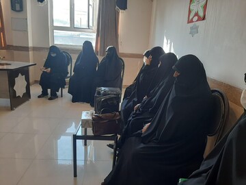 برگزاری کارگاه آموزشی سواد رسانه ای ویژه خواهران طلبه لرستانی