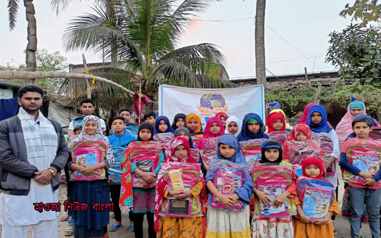 মেধাবী ছাত্রছাত্রীদের প্রাইজ বিতরণী অনুষ্ঠান+ছবি