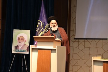 آموزه‌های منابع طبیعی در دروس و پایان‌نامه‌های حوزه و دانشگاه مورد توجه قرار گیرد