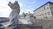 Pope at Angelus: Strive to see clearly and speak charitably