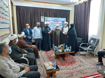 امام جمعه سیریک: کم‌کاری‌ها در حق حوزه‌ علمیه خواهران سیریک جبران شود