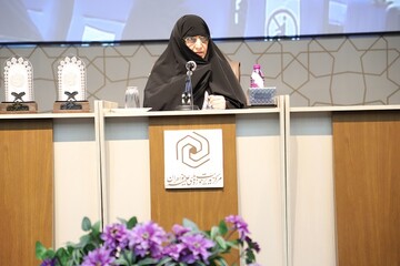 جامعه الزهرا (س) و حوزه‌های خواهران مرجع علمی زنان جهان اسلام باشند