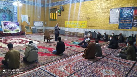 تصاویر /  برگزاری مراسم مبعث حضرت رسول گرامی اسلام (ص) از سوی اساتید وطلاب مدرسه علمیه شهرستان آوج