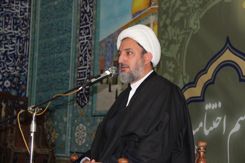 حقوق‌های نجومی و رباخواری کمر اقتصاد را می‌شکند