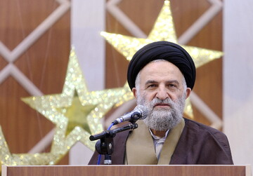 مردم بر حمایت از انقلاب و پیروی از رهبری پافشاری دارند