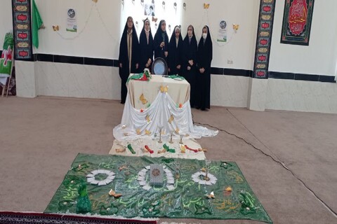 تصاویر/ مراسم جشن بعثت در جوار شهدای گمنام سلماس توسط مدرسه علمیه خواهران
