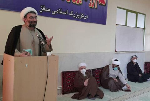 تصاویر/جلسه هم اندیشی روحانیون اهل سنت و اهل تشیع سقز با محوریت «وحدت»