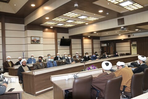 تصاویر/ نشست " رسالت دانشگاهیان در جهاد تبیین " در ارومیه