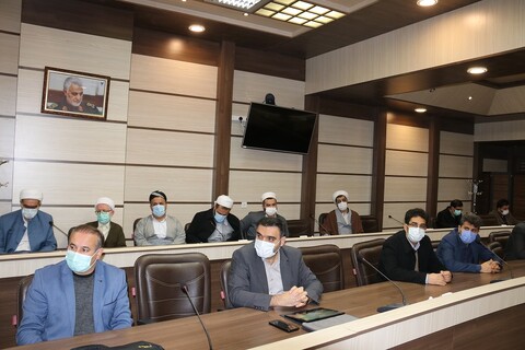 تصاویر/ نشست " رسالت دانشگاهیان در جهاد تبیین " در ارومیه