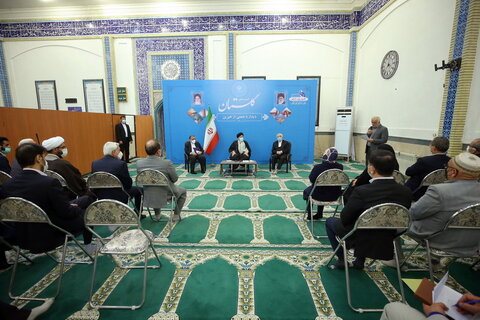 رئیس جمهور در دیدار خیرین استان گلستان