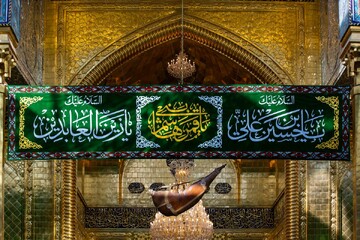 تصاویر/ گل آرایی حرم حضرت ابوالفضل العباس (علیه السلام)