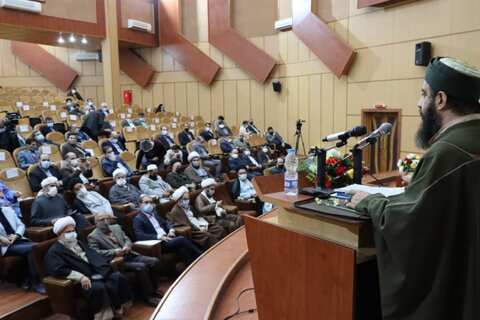 تصاویر/ نشست هم اندیشی “منجی در آینه ادیان و مذاهب” دانشگاه آزاد واحد رشت