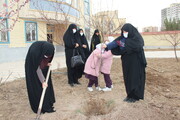 تصاویر / آیین درختکاری در حوزه علمیه خواهران استان قزوین