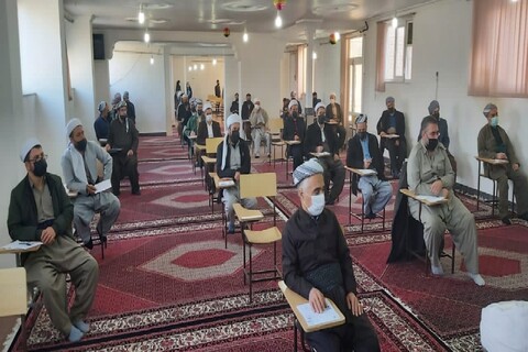 تصاویر/ آزمون تعیبن سطح روحانیون اهل سنت آذربایجان غربی در مهاباد