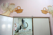 تصاویر/ آماده‌سازی مهدکودک و اتاق جشن تکلیف حرم حضرت معصومه(س) در آستانه نوروز ۱۴۰۱