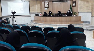 برگزاری گردهمایی و نشست مبلغان با رویکرد پاسخ به شبهات فرزندآوری