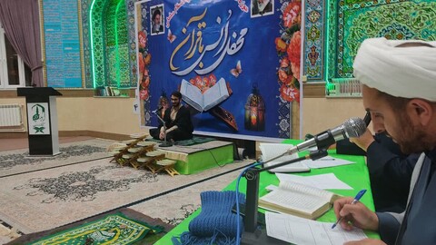 تصاویر/ محفل انس با قرآن کریم در مدرسه علمیه امام علی(ع) سلماس